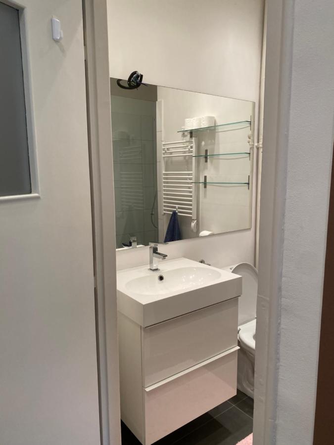 Blue Port Apartment In Ujlipotvaros With Free Parking 布达佩斯 外观 照片